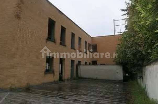 Edifício de 1 divisão em Gavirate, Italy N.º 320728