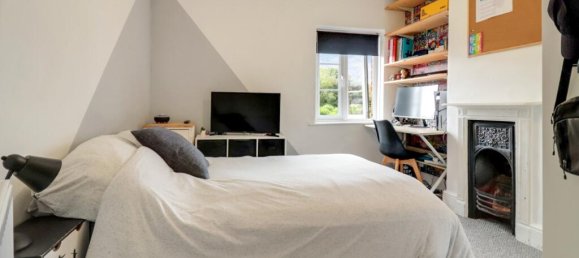 3 bedrooms Commercial property in Woodbury, United Kingdom No. 13596 13