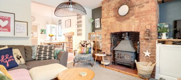 3 bedrooms Commercial property in Woodbury, United Kingdom No. 13596 9