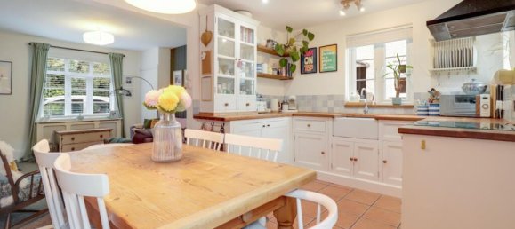 3 bedrooms Commercial property in Woodbury, United Kingdom No. 13596 10