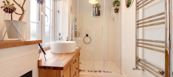 3 bedrooms Commercial property in Woodbury, United Kingdom No. 13596 14