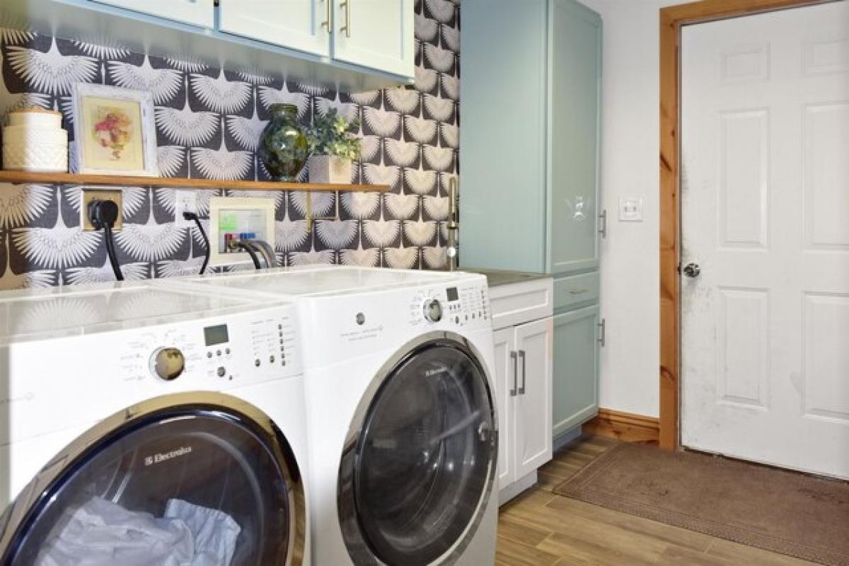 6 bedrooms House in Downey, USA No. 410436