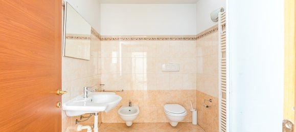 2 rooms Apartment in Saluzzo, Italy No. 8601 8