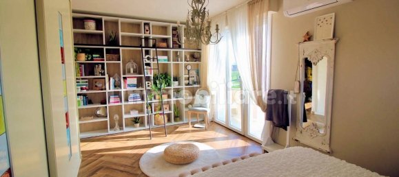 4 Schlafzimmer Villa in Pontedera, Italy, Nr. 94240 10