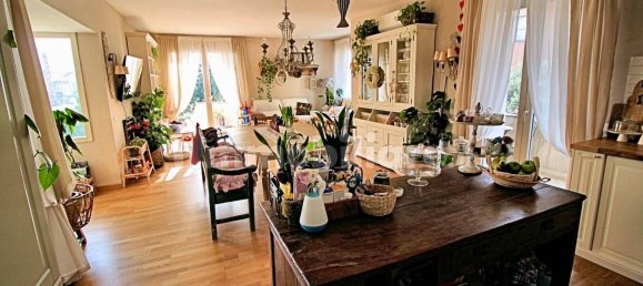 4 Schlafzimmer Villa in Pontedera, Italy, Nr. 94240 18