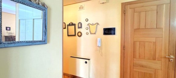 6 rooms Apartment in Triggiano, Italy No. 23469 11
