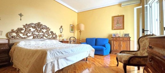 6 rooms Apartment in Triggiano, Italy No. 23469 12