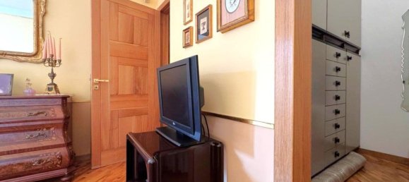 6 rooms Apartment in Triggiano, Italy No. 23469 16