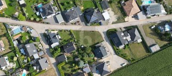 555m² Land in Saalekreis, Germany No. 281910 3