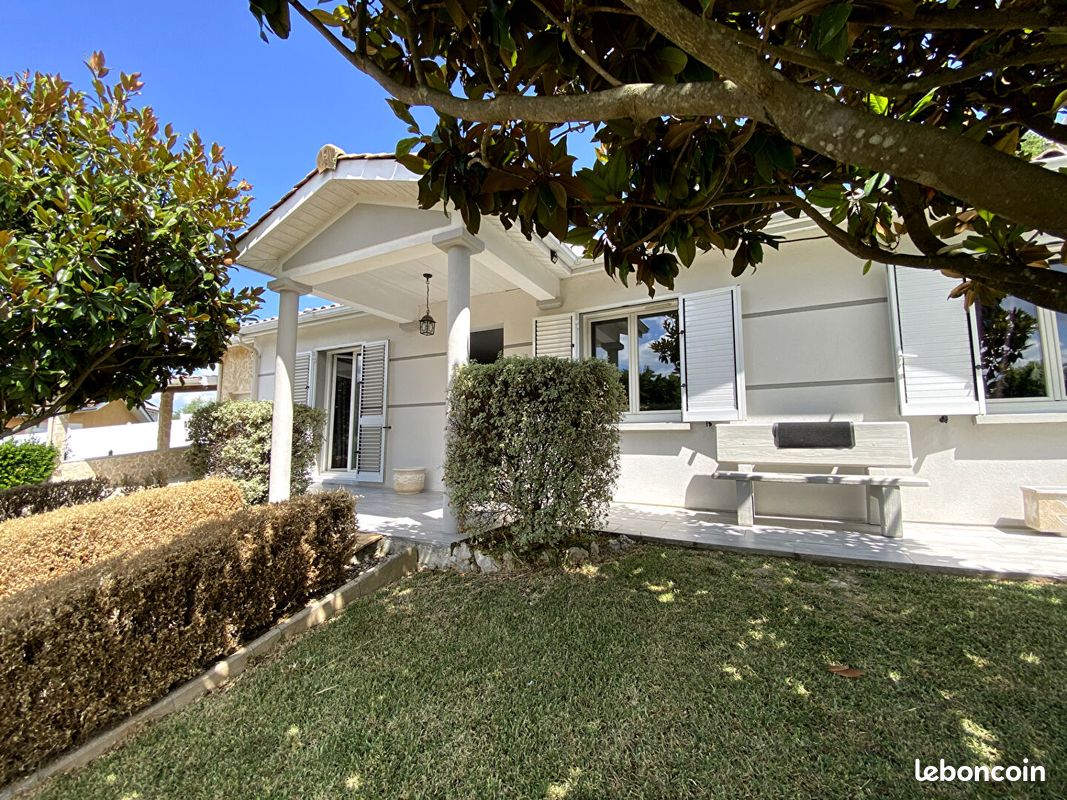 3 غرف نوم منزل في Sainte-Eulalie, France رقم 335907