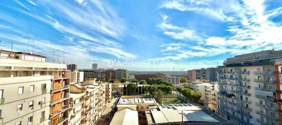 4 rooms Apartment in Taranto, Italy No. 154638 10