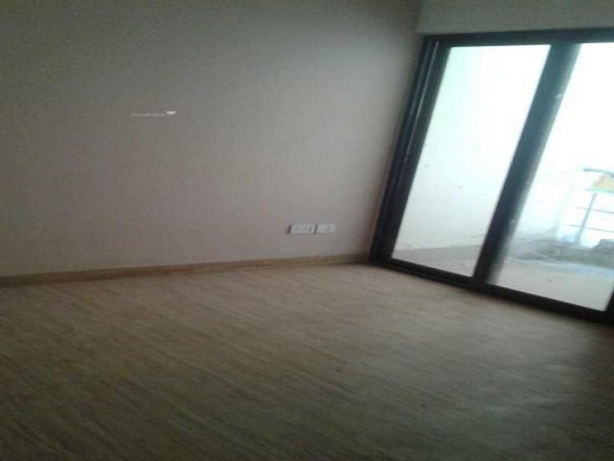 2 bedrooms House in Noida, India No. 18350