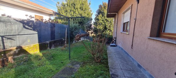 3-Zimmer Villa in Albese con Cassano, Italy, Nr. 235855 28