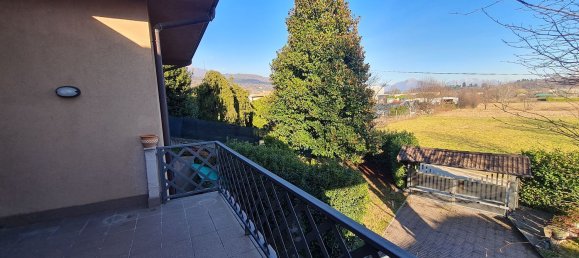 3-Zimmer Villa in Albese con Cassano, Italy, Nr. 235855 6