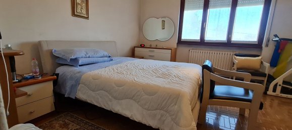3-Zimmer Villa in Albese con Cassano, Italy, Nr. 235855 19