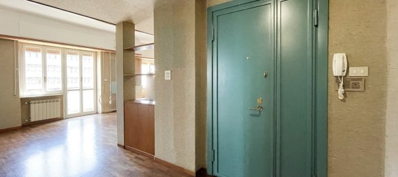 3 bedrooms Apartment in Cagliari, Italy No. 318998 3