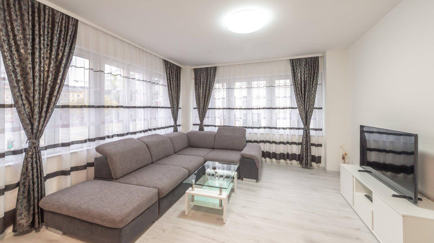 2 rooms Apartment in Alsergrund, Austria No. 182652