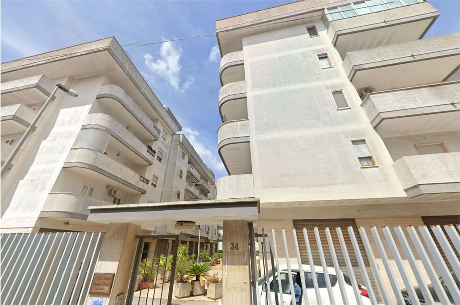 5 rooms Apartment in Francavilla Fontana, Italy No. 262471