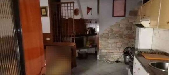 Квартира с 5 комнатами в Макерио, Италия № 185223 9