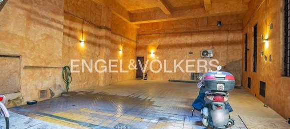 6 bedrooms Apartment in Rome, Italy No. 127835 11