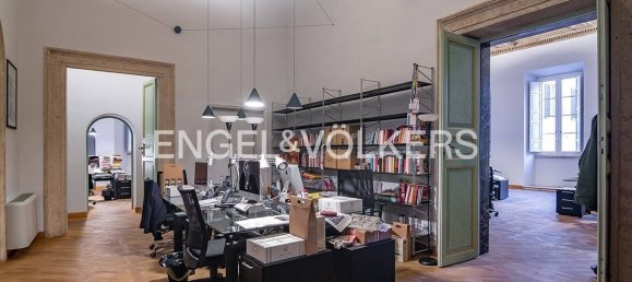 6 bedrooms Apartment in Rome, Italy No. 127835 12