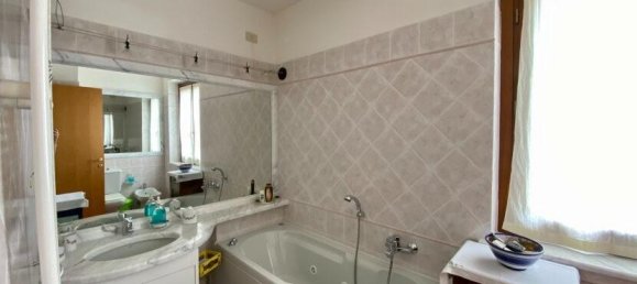 6 rooms House in Luni, Italy No. 41613 25
