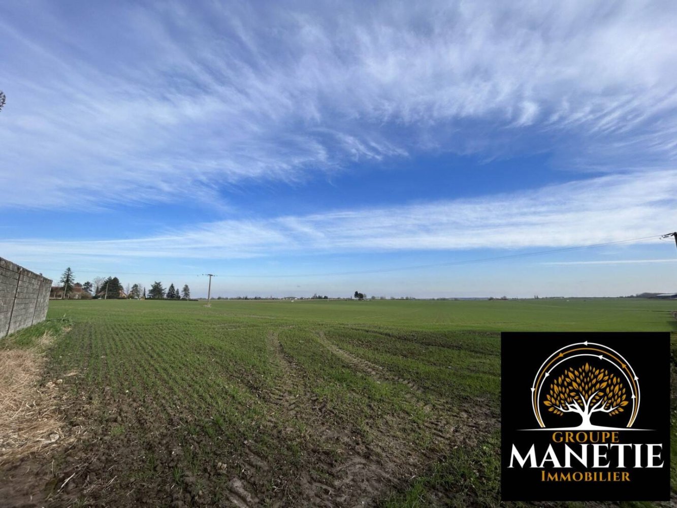  قطعة أرض في Bellonne, France 575متر مربع رقم 83190