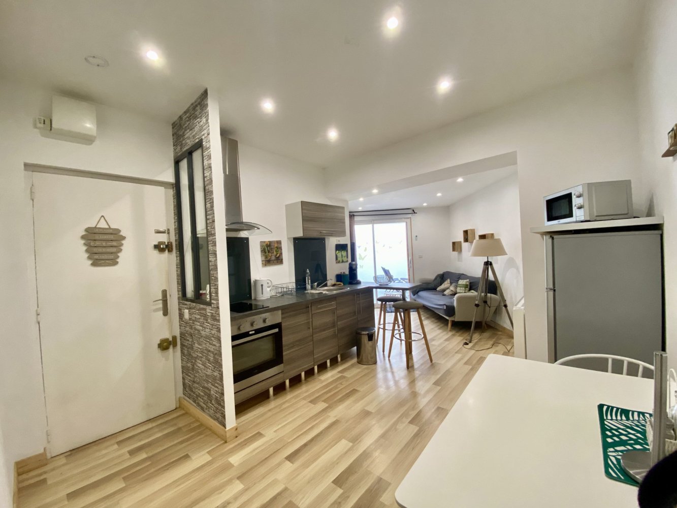 Gebäude in Amiens, France 121m², Nr. 68832