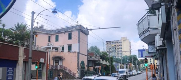 Коммерческая недвижимость с 1 комнатой в Неаполь, Италия № 324316 8