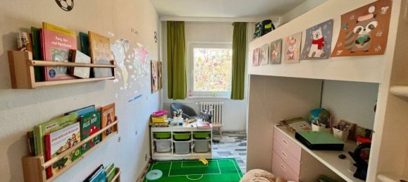 4-salle Appartement à Falkenhagener Feld, Germany No. 15295 4