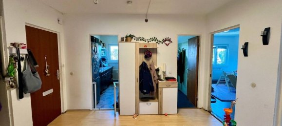 4-salle Appartement à Falkenhagener Feld, Germany No. 15295 9