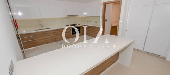 3 bedrooms Villa in Yas Island, UAE No. 17486 22