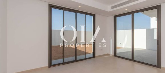 3 bedrooms Villa in Yas Island, UAE No. 17486 13