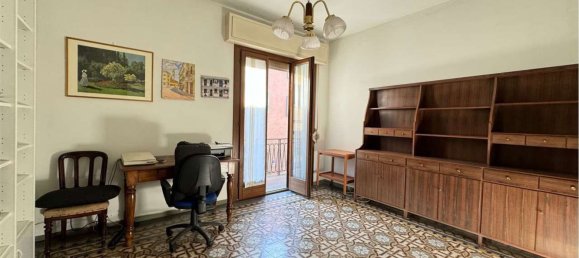 4-salle Appartement à Lomazzo, Italy No. 269956 10