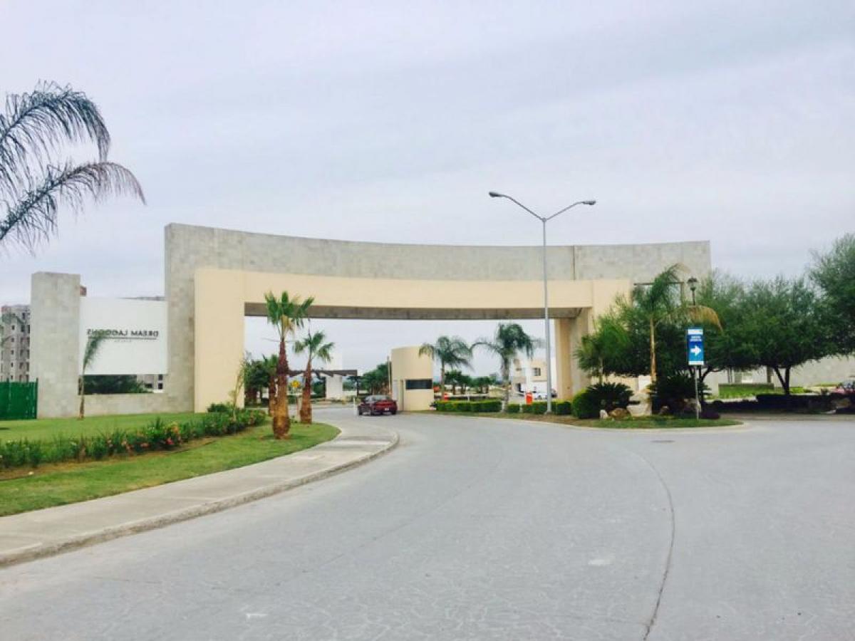 Casa T3 em Nuevo Leon, Mexico N.º 176812