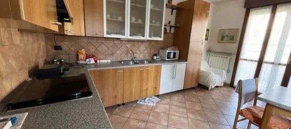 Apartamento de 8 divisões em Vigevano, Italy N.º 11863 9