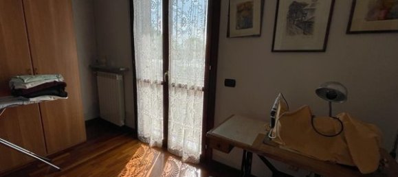 Apartamento de 8 divisões em Vigevano, Italy N.º 11863 3