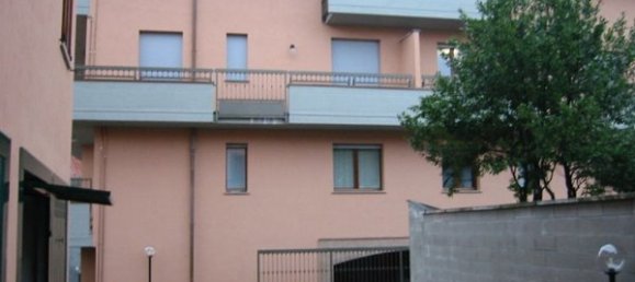 Apartamento de 8 divisões em Vigevano, Italy N.º 11863 23
