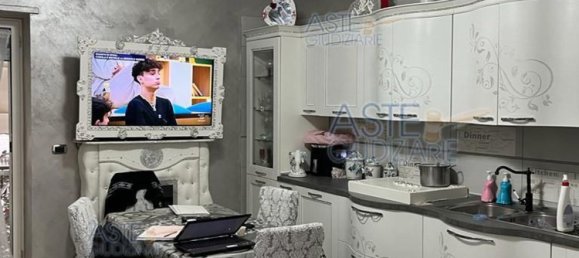 Квартира с 3 комнатами в Торре Аннунциата, Италия № 30344 6