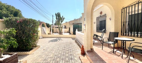 4 bedrooms Villa in La Marina, Spain No. 178130 8