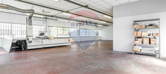 Lagerhaus in Solbiate Olona, Italy 820m², Nr. 311665 9