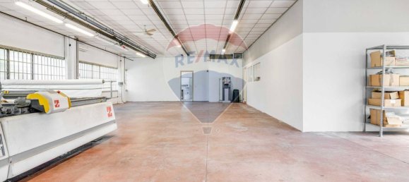 Lagerhaus in Solbiate Olona, Italy 820m², Nr. 311665 10