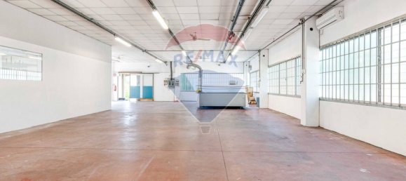Lagerhaus in Solbiate Olona, Italy 820m², Nr. 311665 8