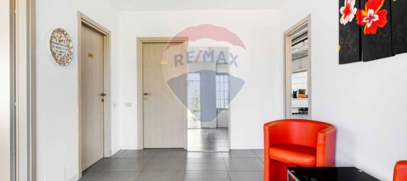 Lagerhaus in Solbiate Olona, Italy 820m², Nr. 311665 2