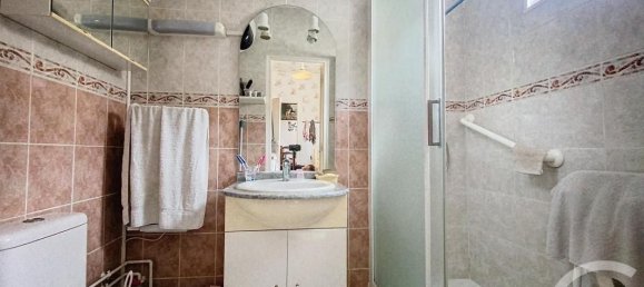 2 bedrooms Apartment in Reims, France No. 73404 24