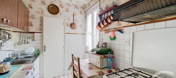 2 bedrooms Apartment in Reims, France No. 73404 3