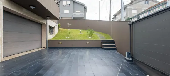 Villa T3 em Fânzeres, Portugal N.º 130984 26