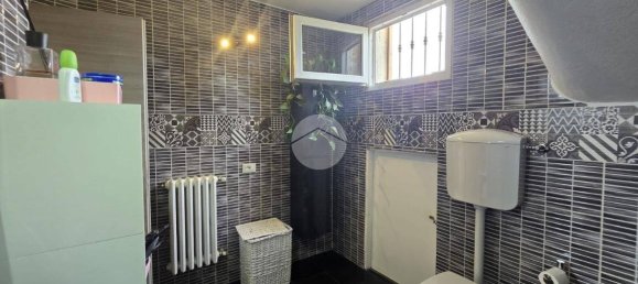 3 Schlafzimmer Haus in Cisterna d'Asti, Italy, Nr. 277633 28