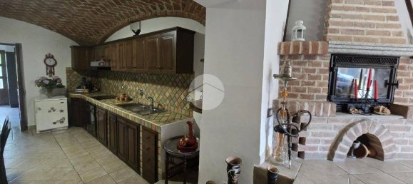 3 Schlafzimmer Haus in Cisterna d'Asti, Italy, Nr. 277633 7