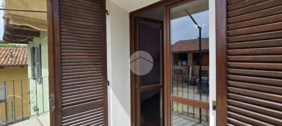 3 Schlafzimmer Haus in Cisterna d'Asti, Italy, Nr. 277633 2